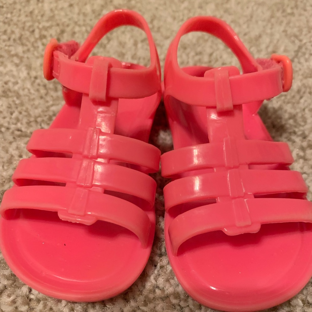 Jelly shoes